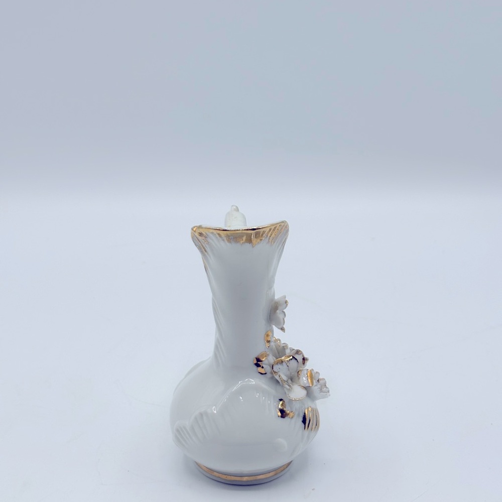 VTG mini Sophia Ann Elegant White and Gold Floral Pitcher/ vase . 4 1/4" T - Picture 6 of 9